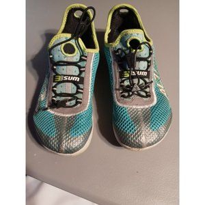 Ultra green running shoes size 9.5 women's